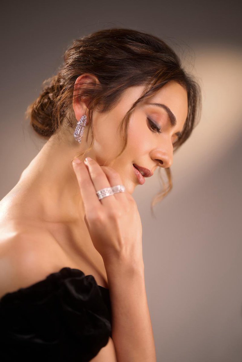 Rakul Singh tweet media