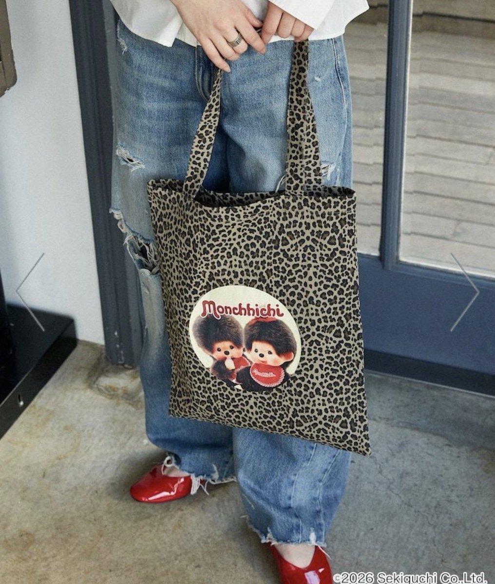 prunerevolution's tweet photo. モンチッチのトートバッグ可愛すぎる...
ヒョウ柄ほしい🥲🙌
#モンチッチ #monchhichi #PUBLUX https://t.co/d6FyK5PteI
