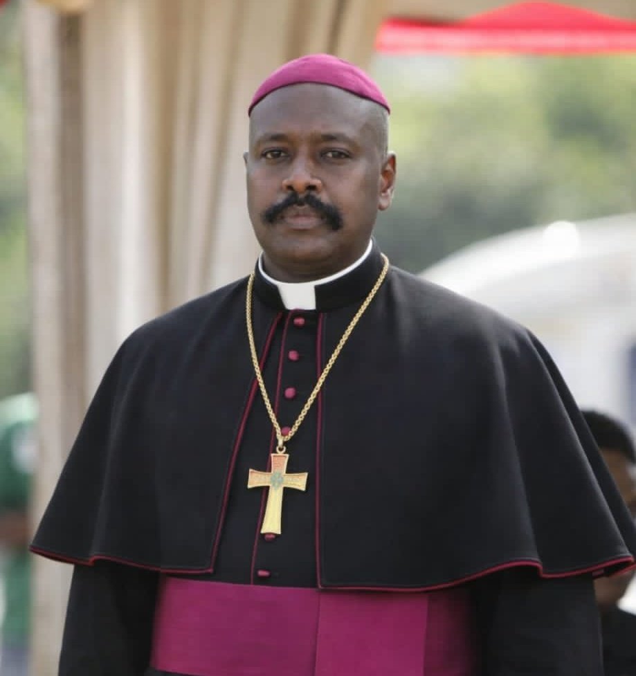 Acholi goddd tweet media