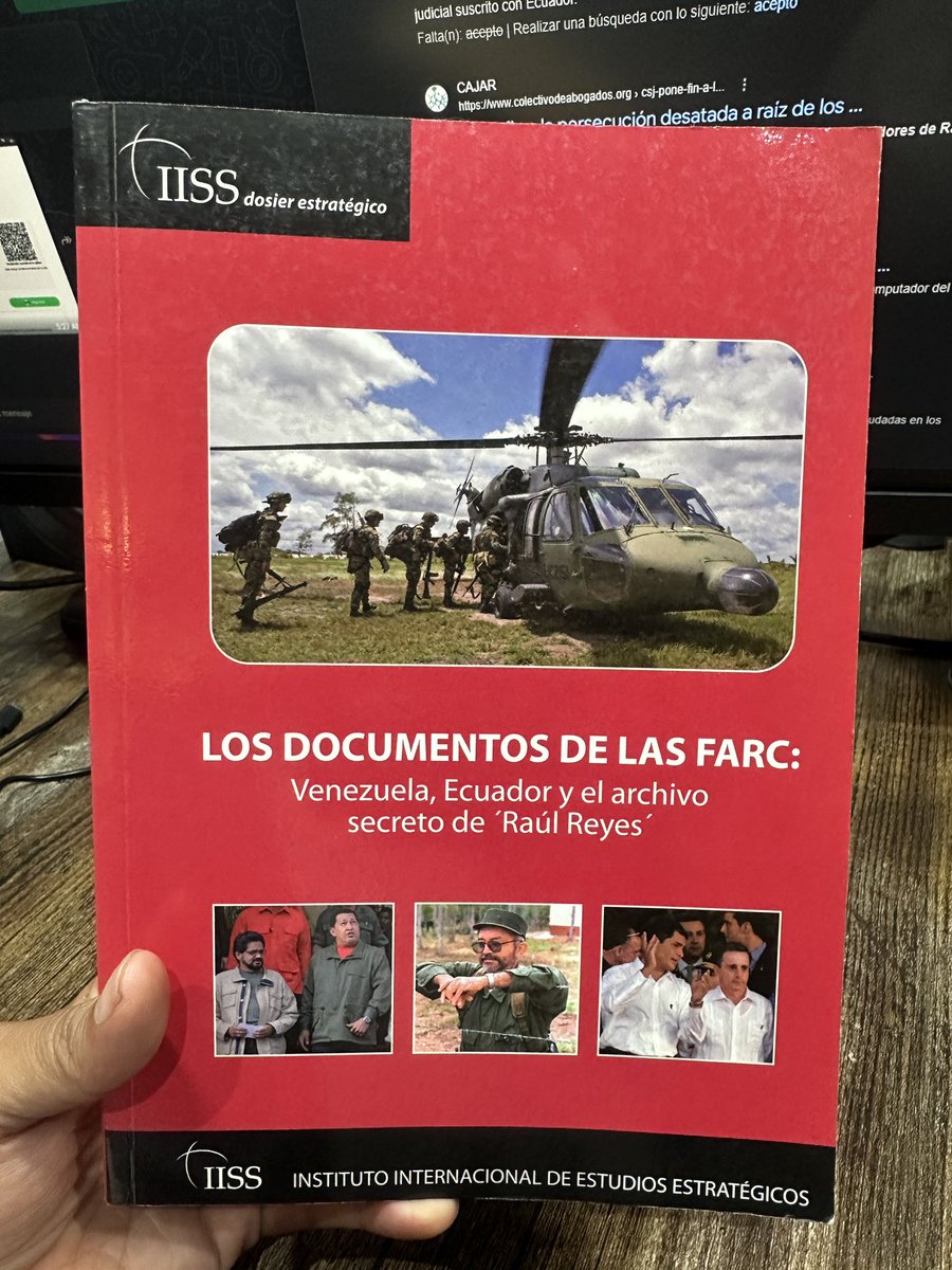 Este es el libro del Instituto Internacional De Estudios Estratégicos que reveló las pruebas de correos y archivos del computador del terrorista alias Raúl Reyes. 

Aunque Interpol certificó que no se alteraron esas pruebas, la Corte Suprema de Justicia las declaró nulas de pleno