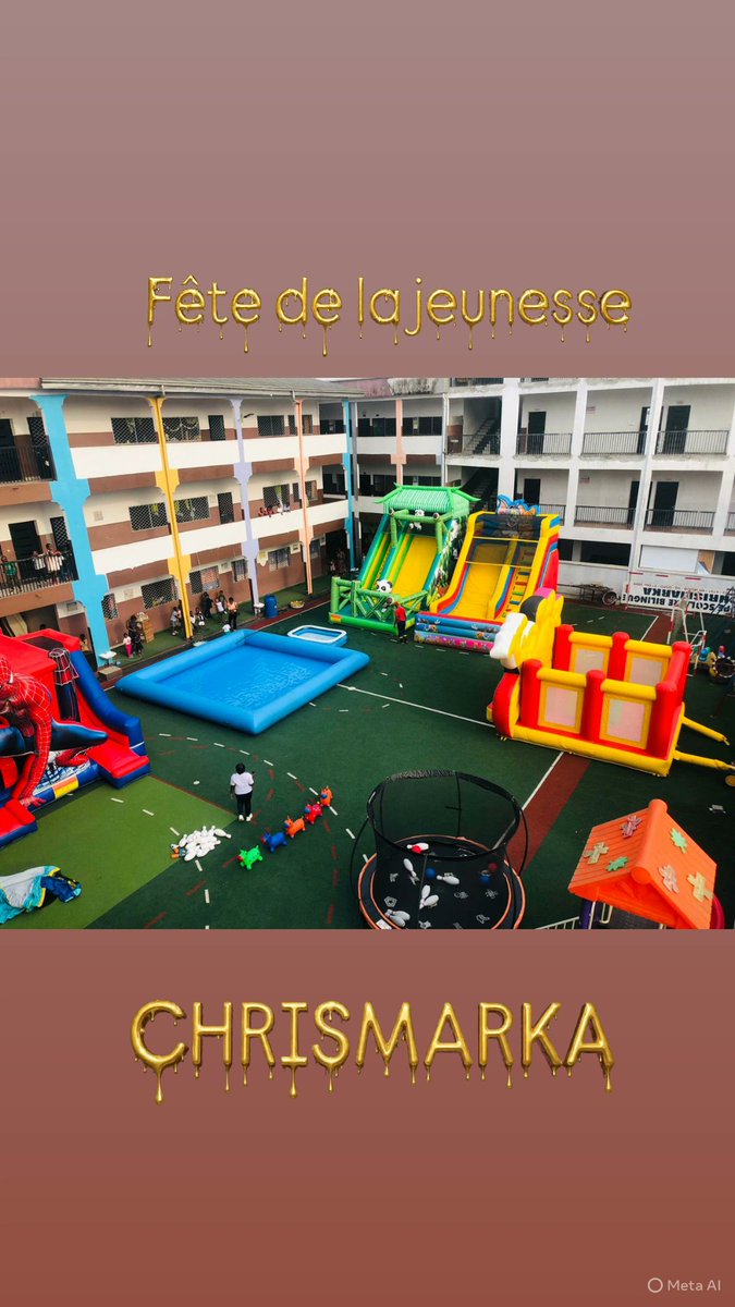 RomanelTchatch1's tweet photo. La jeunesse en fête à l'école CHRISMARKA https://t.co/MqpCZiR2pi