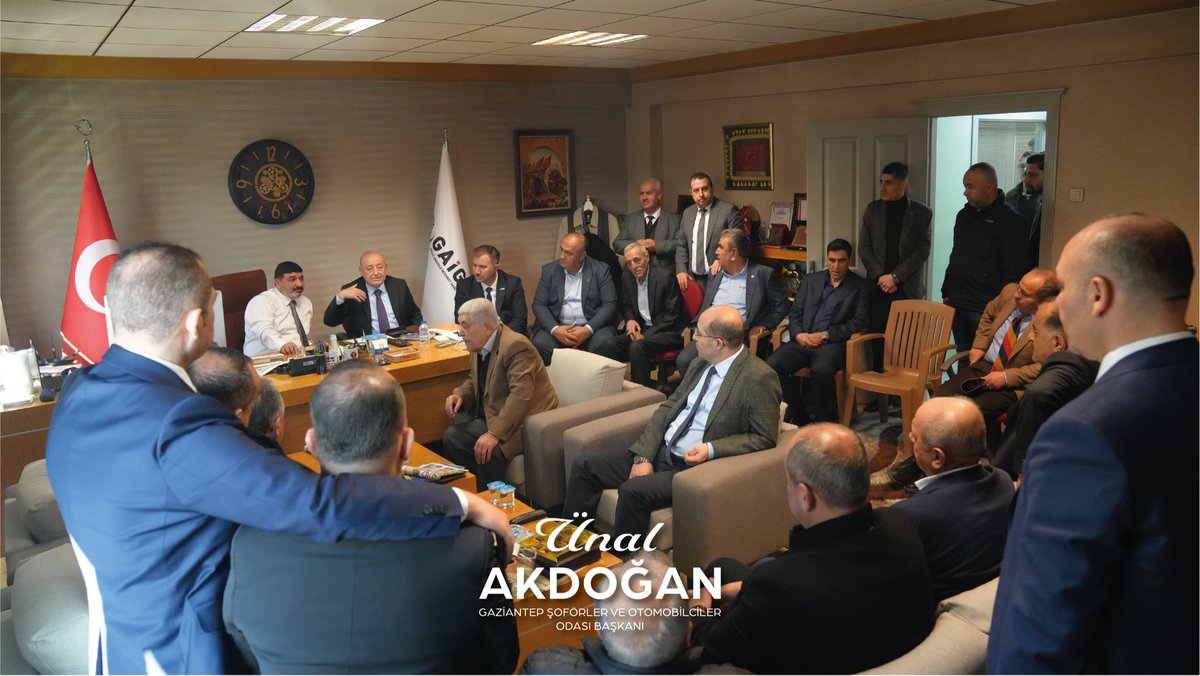 Baba Medya Grubu Yönetim Kurulu Başkanı Levent Özkurt’u oda başkanlarımız ile beraber yeni iş yerinde ziyaret ettik. Yeni iş yerinin hayırlı olmasını dilerim.