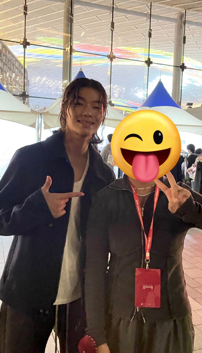 정　병팡이 tweet media