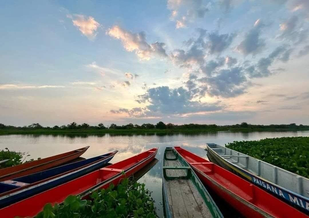 💪🙏Hoy es otro día para seguir haciendo el bien. Es un positivo placer compartir con ustedes.

Que en la travesía de este jueves todo te salga bonito por el río de tu vida.