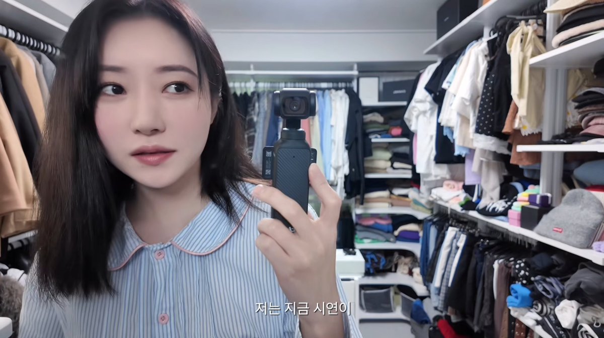 정리의 여왕
정리의 신
살림의 여왕
깔끔마스터 
청소마스터

수아언니 드레스룸 ㄹㅈㄷ호감