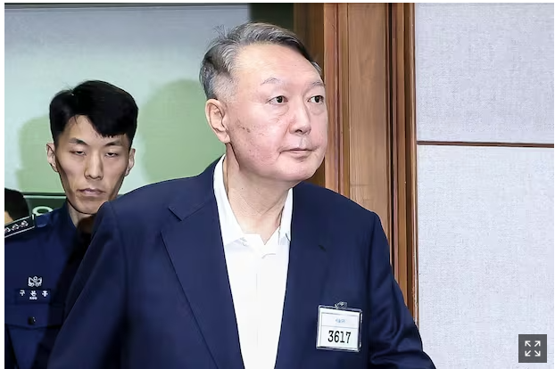 윤통 뒤에 킬러인가?