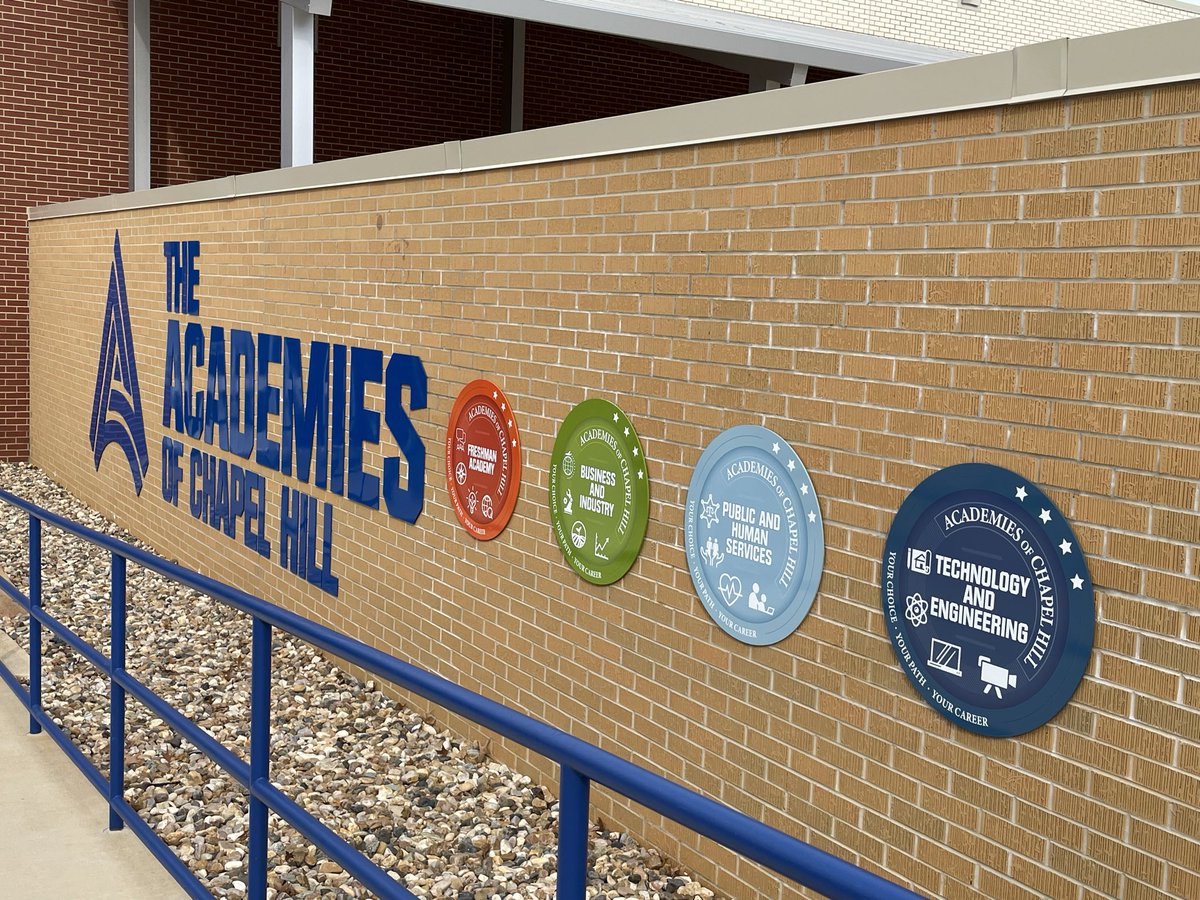 RYHT_ETexas's tweet photo. Today’s innovation, attention to finite details, use of space, staff joy, leadership humilty &amp; relationship with kids was NEXT LEVEL. I can’t say thanks enough to @ChapelHillISD’s Supt Lamond Dean &amp; his Ex Asst Teresa Whitaker for an extensive tour. @RYHTexas https://t.co/khDt81ARav