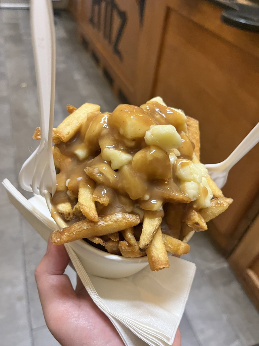 これが本気のPoutine か