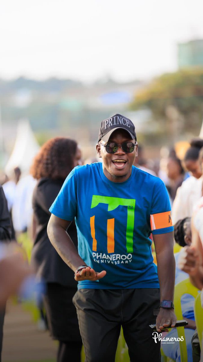 When He draws you into His presence, He has prepared something specific for you. As such, be like an excited child who can hardly wait to receive a gift promised by a loving parent.

#PhanerooDevotion |
#Phaneroo