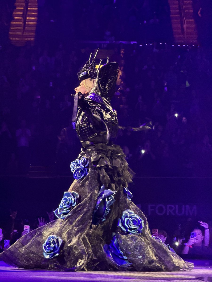 The roses on Lady Gaga's Killah dress were blue for tonight's MAYHEM Ball taping : @electricchappll The roses on Lady Gaga's Killah dress were blue for tonight's MAYHEM Ball taping : @electricchappll