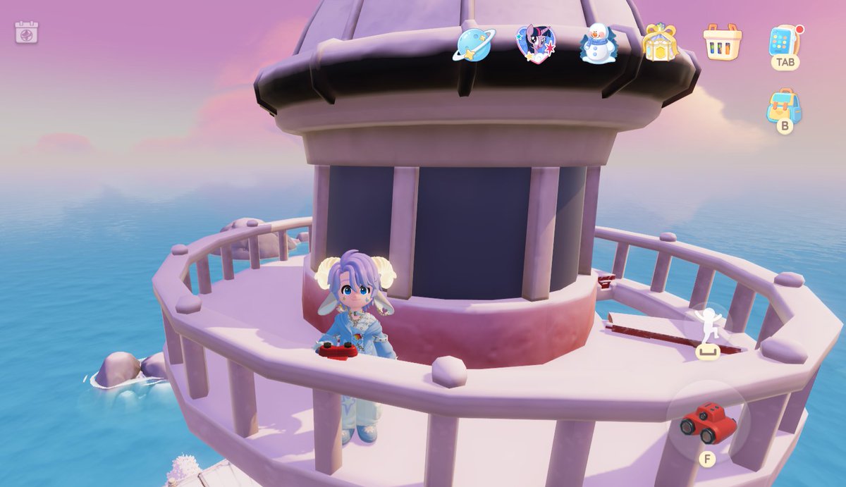ly_game000's tweet photo. せっかくだから雪だるまに変身して花火見てた🎇ここの展望台に登れるの初めて知った！

フレンドさんと氷晶クエで追加来なくて駄々こねてる図😂また新たにフレンドさんが増えた✨祭りエモート大盛り上がり笑

こんな感じでなんでも参加するタイプです☺️

#ハートピア #ハートピアスローライフ https://t.co/xPGHZL22za