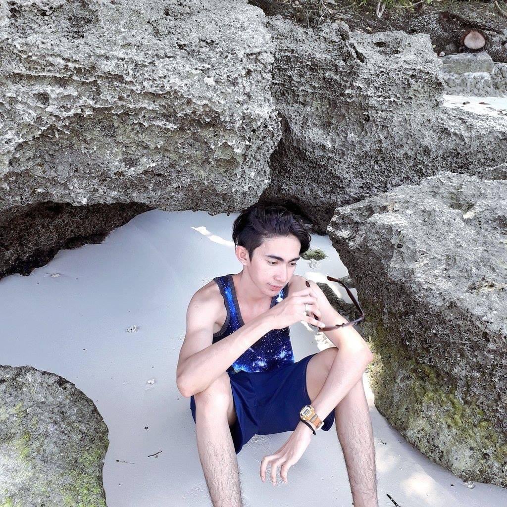 DaElfKing's tweet image. TBT
#Davao #Samal