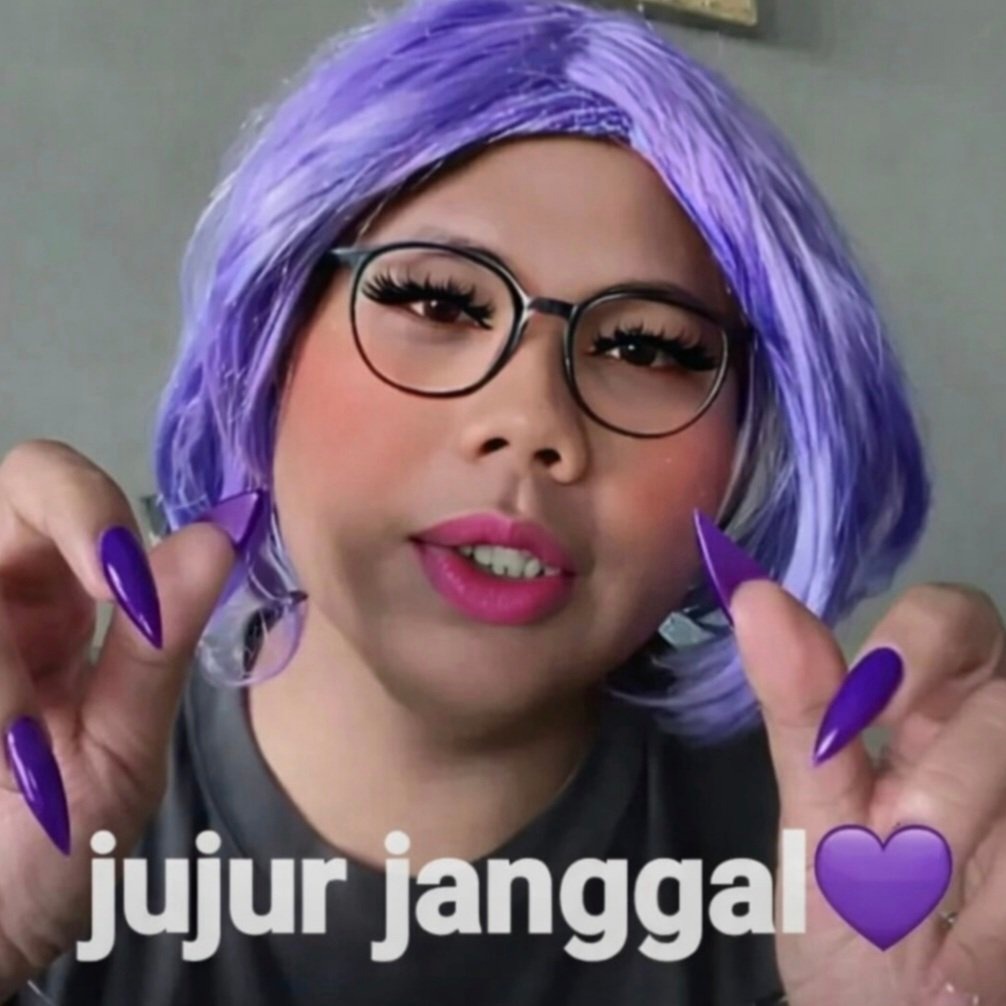 ultiacc's tweet photo. @tanyarlfes Abiss save foto ini buat reply balesan temen 💜💜💜 https://t.co/K4IGlUkJ4S
