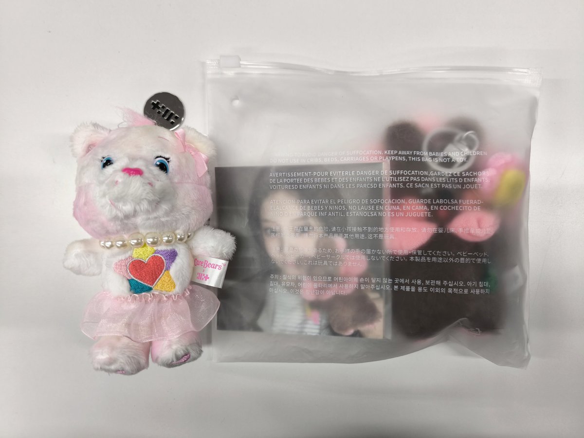 ILLIT 🫧 【入荷情報】 ウォンヒさんのグッズが入荷いたしました