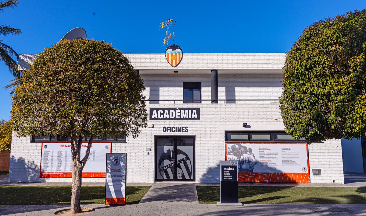 Academia VCF 🦇 tweet media