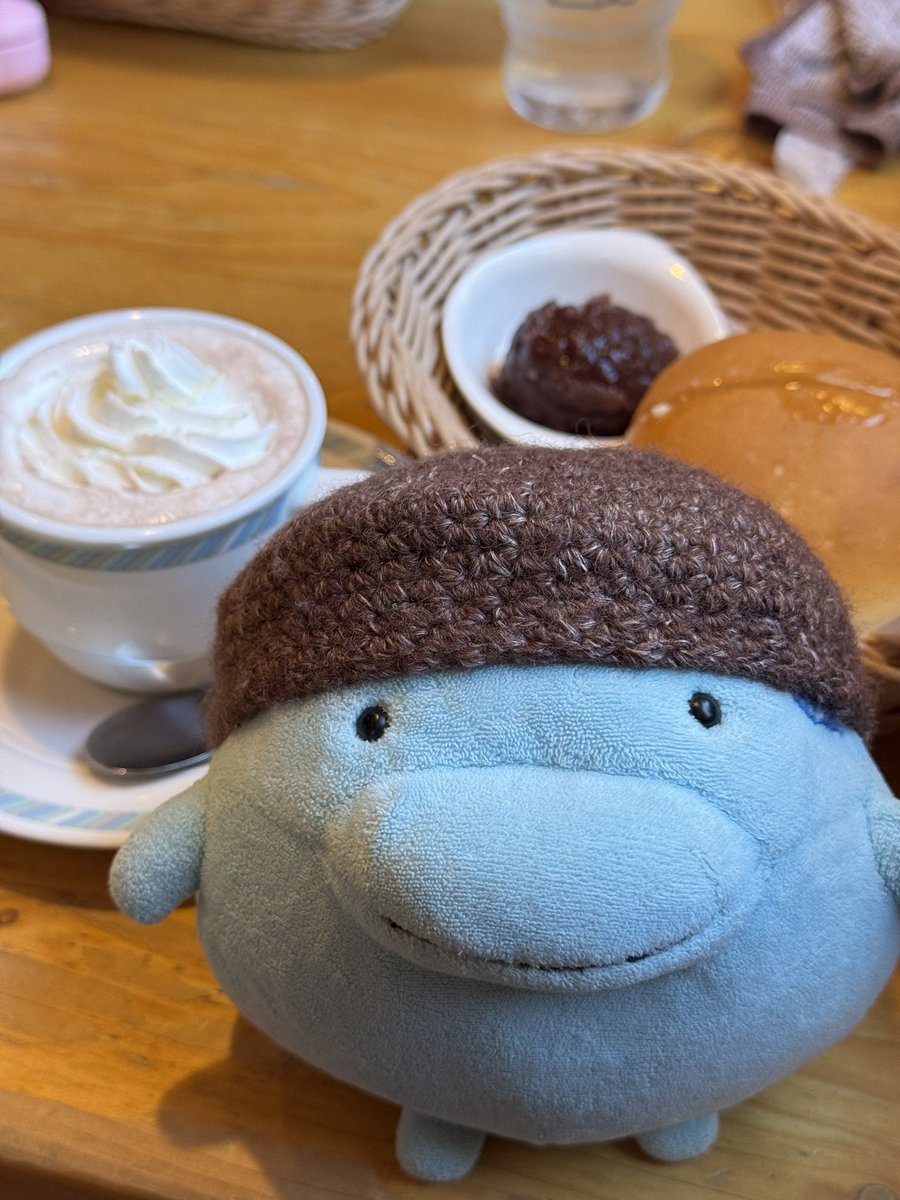 今日は編み会でした🧶
楽しかったです〜！ありがとうございましたꕥ