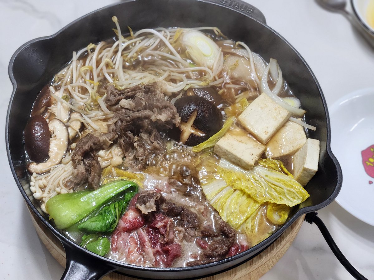 이번 연휴에 여자친구가 집에와서 해먹인 음식들 된찌+항정살김치제육 / 파스타+감자버터구이 / 스키야키