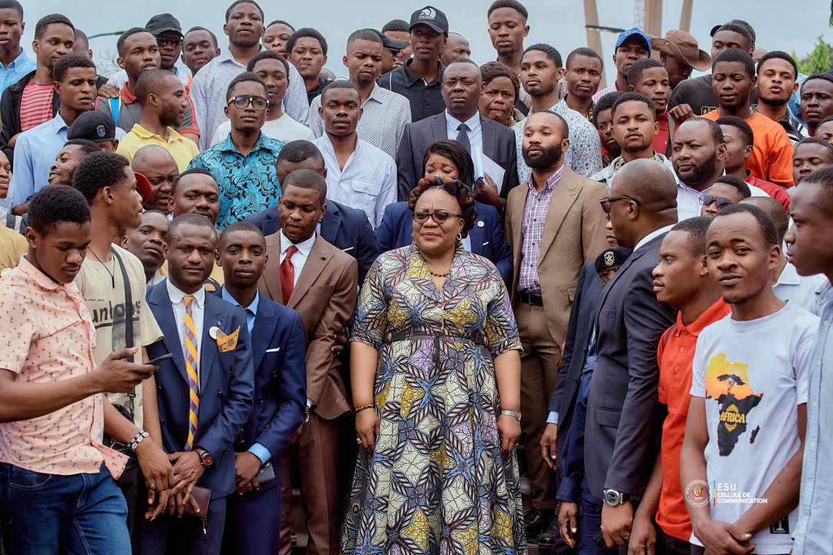 #RDC : #Kinshasa clarifie la fin du système #DEA/#DES et rassure les doctorants

Lire l’intégralité ici 👇🏻

laronde.press/articles/rdc_k…

+243 82 026 21 94
YouTube : La Ronde Media 
Instagram : la ronde_media
Tiktok : La Ronde Media 
Mail : larondecd@gmail.com

<a href="/cabinet_esuRDC/">MINISTÈRE DE L'ESURSI/RDC</a>