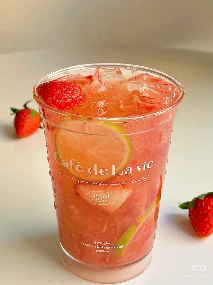 apa aku juga share resep per-esan seperti ini?? 

enak banget buat buka puasa, seger dan manisnya alami