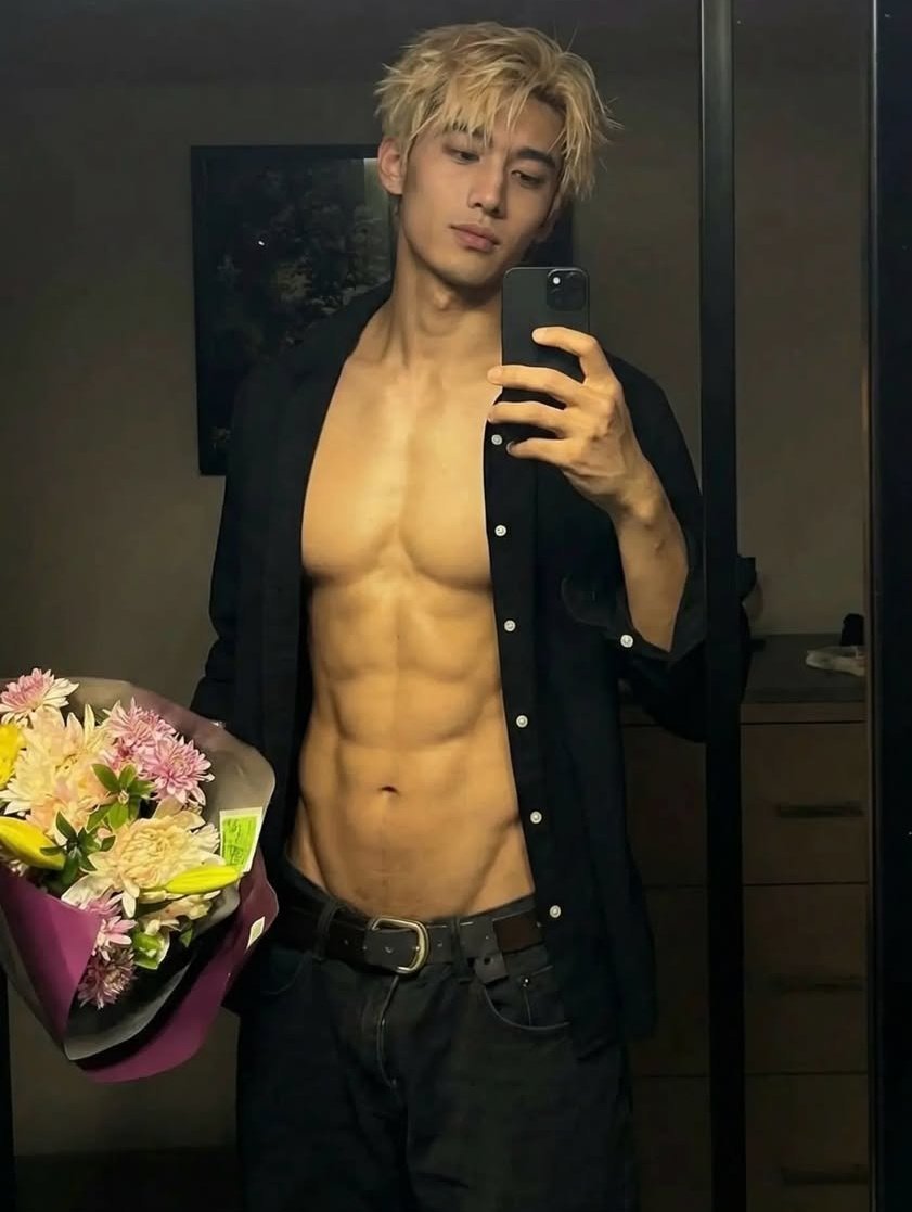 gelograph's tweet image. MY TYPE