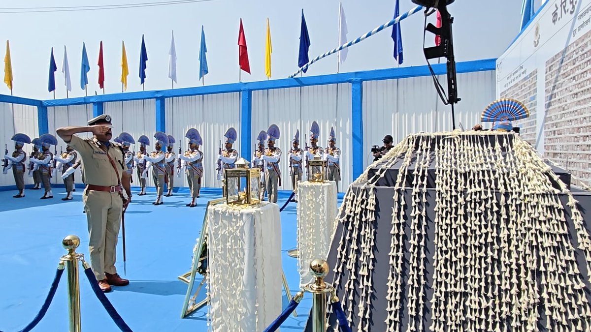 A tribute to the indomitable spirit of our heroes. 

​DG, Shri G.P. Singh, IPS, paid solemn homage to the 2,270 brave martyrs of <a href="/crpfindia/">🇮🇳CRPF🇮🇳</a> at Sarusajai Stadium, Guwahati. As the wreath was laid, we reaffirmed our unwavering commitment to the nation.

​Their sacrifice, our