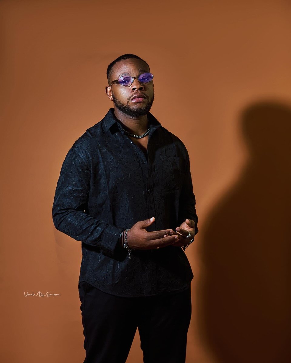 Iam_stanleygray's tweet photo. Thank God for another year, Happy Birthday to myself, Thank God for his Grace, Mercy and Gift on my life https://t.co/veC2Q4w1I1