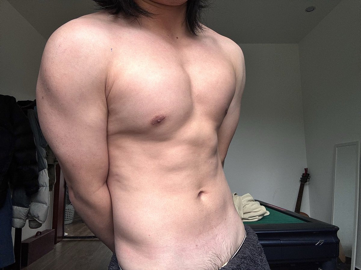 我不是忧郁男 tweet media