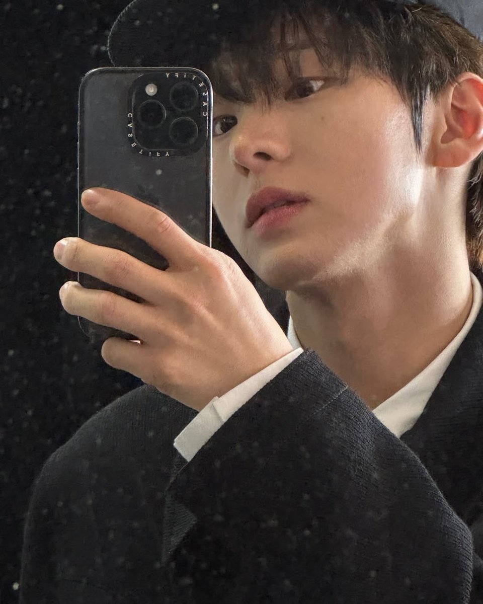 혜성이 시그니처 먼지 거울+흔들샷 셀카 오랜만