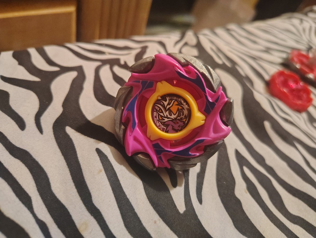 flameleone22's tweet photo. @aloemela I made a pink bey from hasbro released parts https://t.co/ZKJrF4o9iU