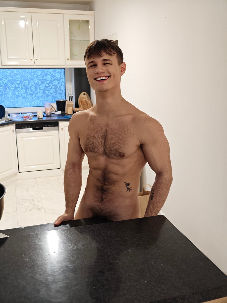 Are you hungry? 

juicy.bio/dillon