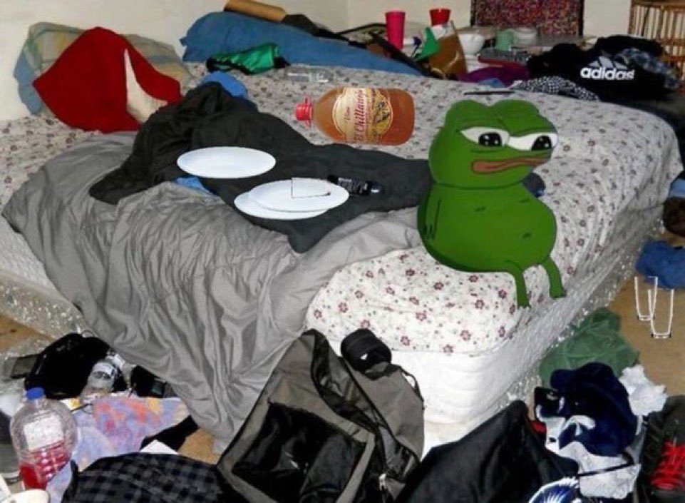 매번 방학때마다   이렇개 폐급으로살앗는대 나중에휴학하면    않이럴수잇을까.... 련나착잡함