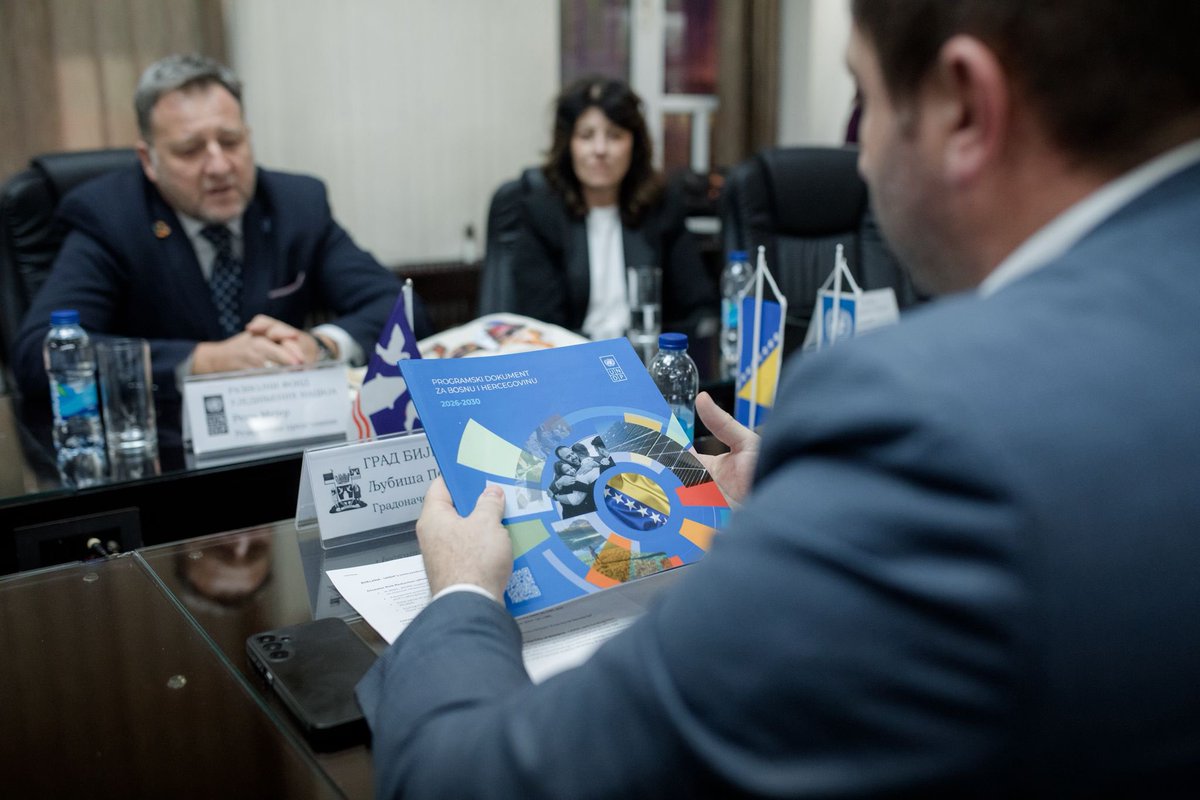 renaudmeyer's tweet photo. Pleased to present the new @UNDPBiH Country Programme 2026-30 to Mayor Ljubisa Petrovic in @Grad_Bijeljina. It will guide our partnership to respond to needs of the local communities with solutions on Green &amp; Digital transition, social protection, all part of #SDGLocalization https://t.co/RdBF69CQn3