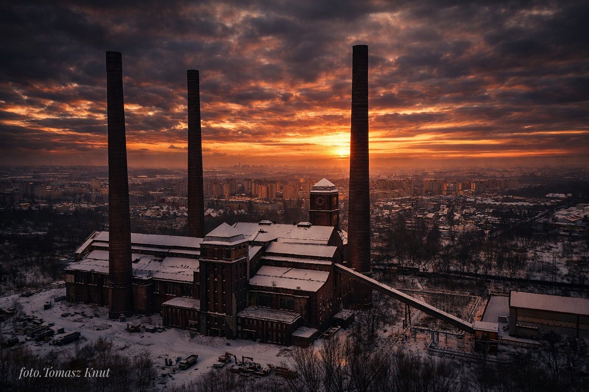 Zimowe spojrzenie na EC Szombierki😍 #Bytom
(Foto: Tomasz Knut)