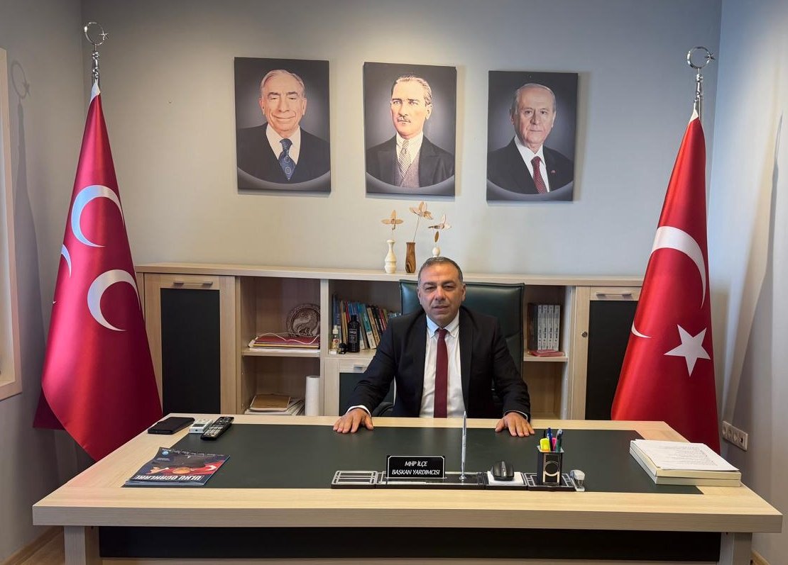 📌 Bugün Milliyetçi Hareket Partisi Bodrum İlçe Başkanlığımızda, Yönetim Kurulu Üyemiz Hakan Durna, gün boyunca kıymetli hemşehrilerimizle bir arada olmak üzere nöbettedir. 🇹🇷

Bir çay içip sohbet etmek isteyen tüm vatandaşlarımızı bekleriz. ☕

#GönülGönüle #SeninİçinBuradayız