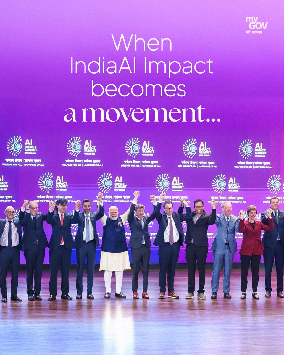 MaxForAI's tweet image. 哈哈哈哈！
这应该是OpenAI和Anthropic第一次线下公开的矛盾吧？
甚至连握手都不愿意🤝

这发生在昨天的印度人工智能影响力峰会上
在最后合影的时候，台上众人里只有Sam和Dario没有握手

我一开始以为是AI图，然后我去找了找更多的图，发现确实没有握手🤣

你俩咋跟小孩一样，拍照握手都不愿意