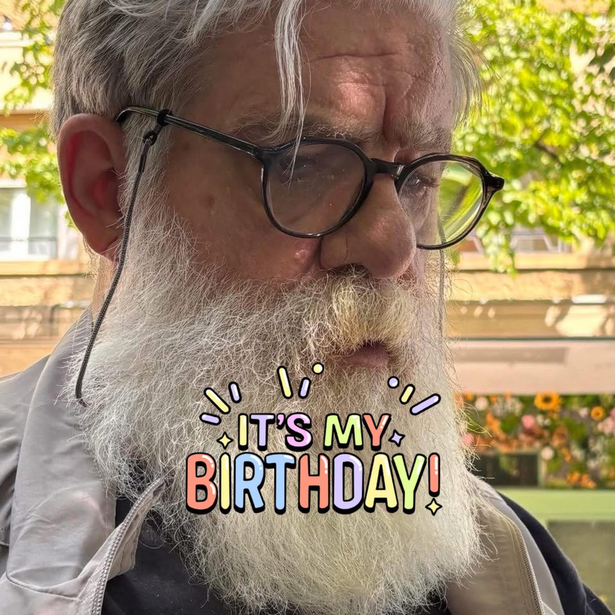 PiMiBlog's tweet photo. J’ai 69 ans aujourd’hui, ça se fête !!! https://t.co/lGo5rkEbDF