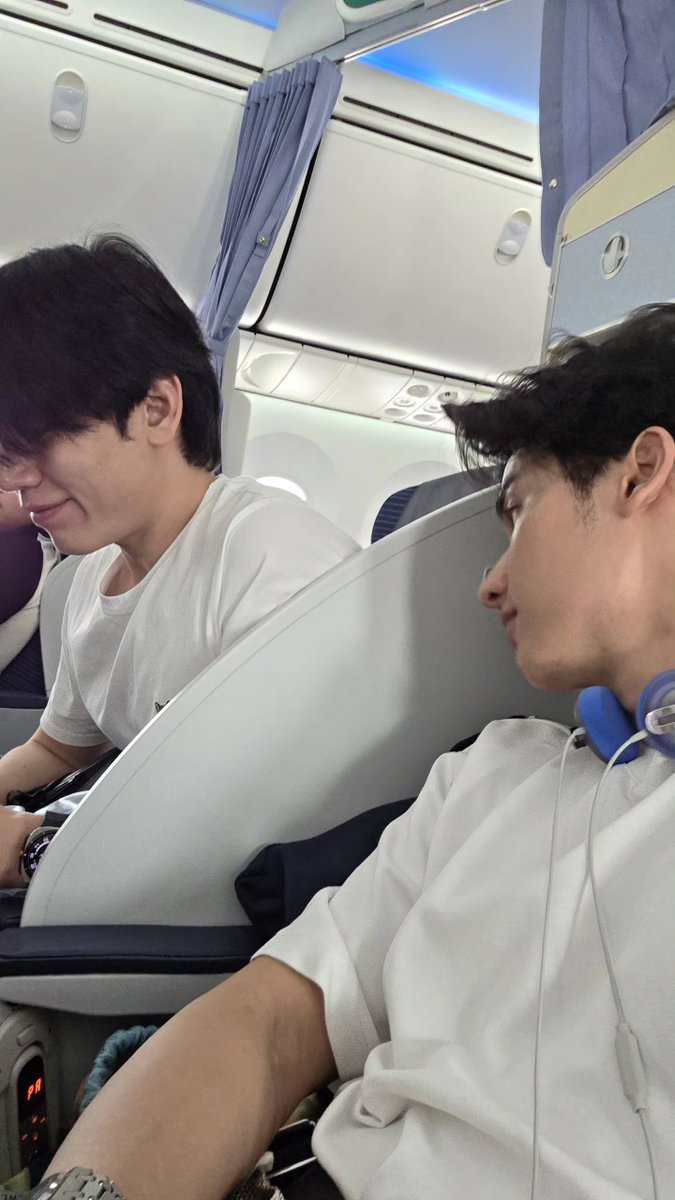 เผลอเอง ถ่ายเอง เสิร์ฟเอง