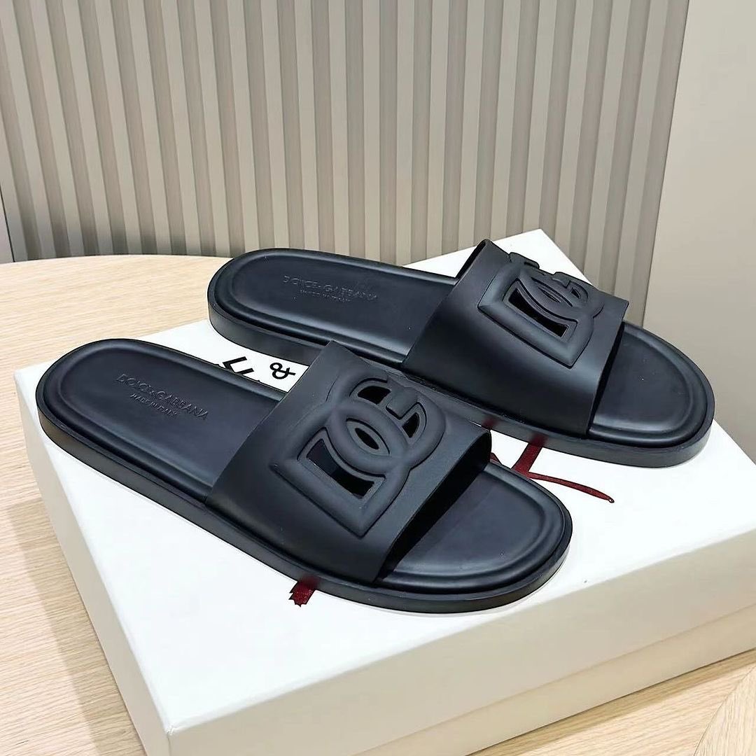 dinero_crocs's tweet image. + Luxury palms

🏷️— N45,000

Location Kaduna—worldwide delivery.
WhatsApp: 08063769764