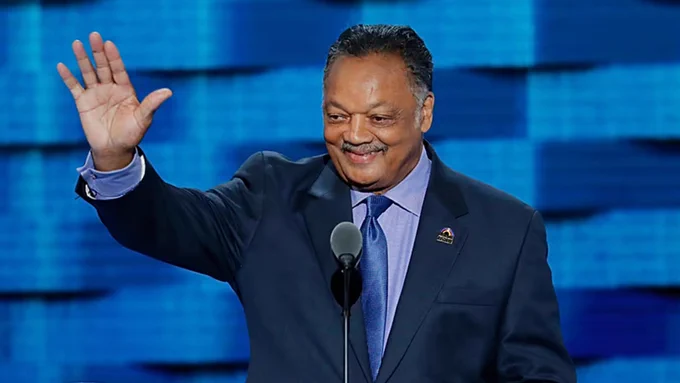 جسی جکسون رهبر جنبش حقوق مدنی آمریکا در ۸۴ سالگی درگذشت