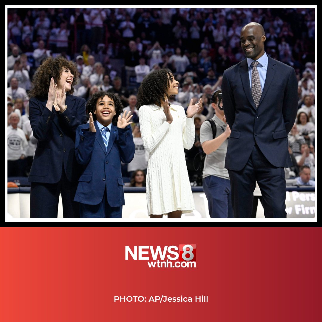 The UConn men’s basketball team honored one of the all-time great Huskies during halftime of Wednesday’s game against Creighton. 
wtnh.com/sports/uconn-h…