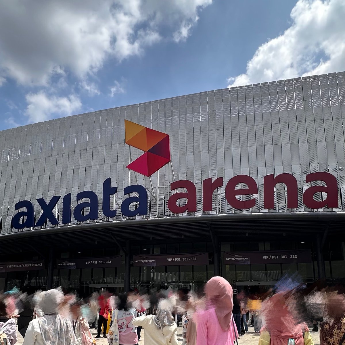 destrucache's tweet image. 📍KL