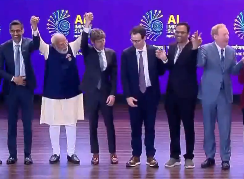 James Titcomb tweet media