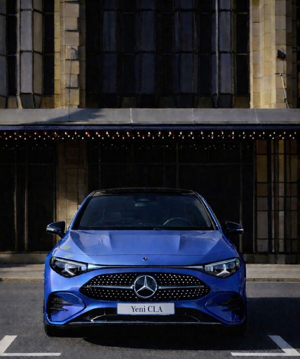 Tarzınızı arabanızda da yansıtabilmeniz için Yeni CLA 220’nın Metalik Açık Mavi rengi sizi bekliyor.

Yiğitler Malatya: 0422 237 50 55
Yiğitler Kayseri: 0352 332 22 23

#mercedesbenz #mercedesbenztürkiye #mercedesbenzyiğitler