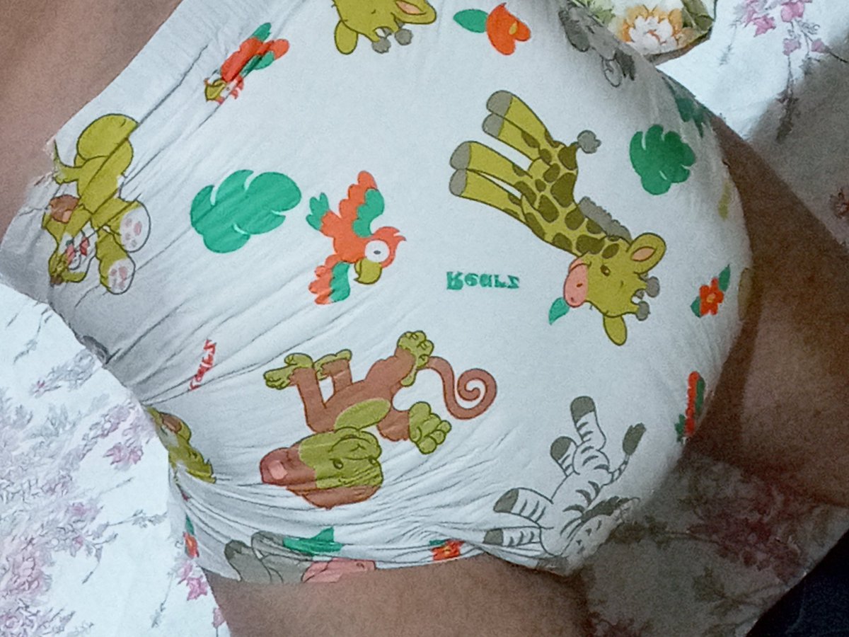 random padded 🤷🏻 tweet media