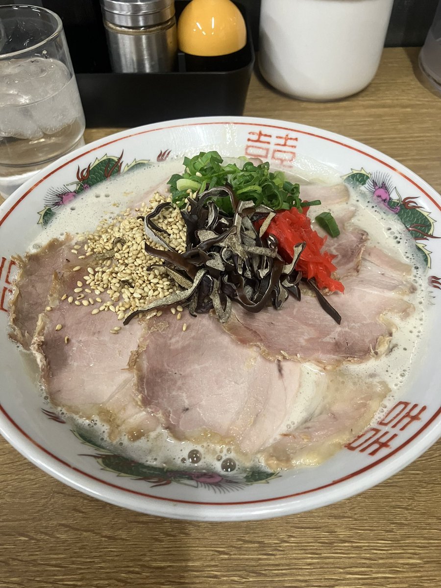 RT @PSG05584863: 王者-23の豚骨チャーシュー麺✨ 前回よりクリーミー
