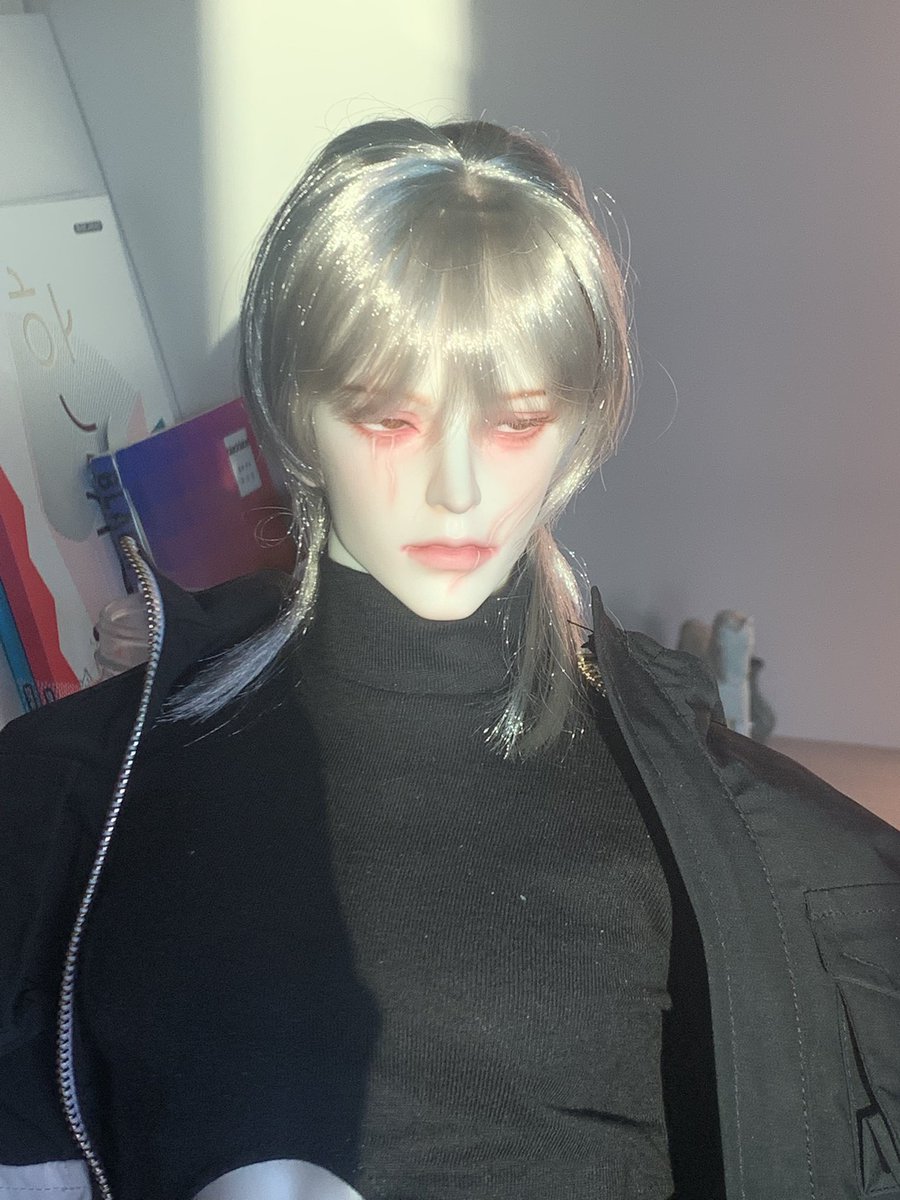 gim134587's tweet photo. 루츠 75 카론헤드이고 하자 있습니다. (자석 부분의 긁힘, 찍힘과 연결 고리에 의한 긁힘, 황변이나 녹변은 X) 메이크업 속눈썹 떨어짐.
찔러보시는 것도 좋으니 편하게 연락주세요. 
(인증서 있음, 파우치 있음) 운미포 10(이번주 내에 구매시 운포 10) #트인덕장터 https://t.co/7eQkvrPtDR