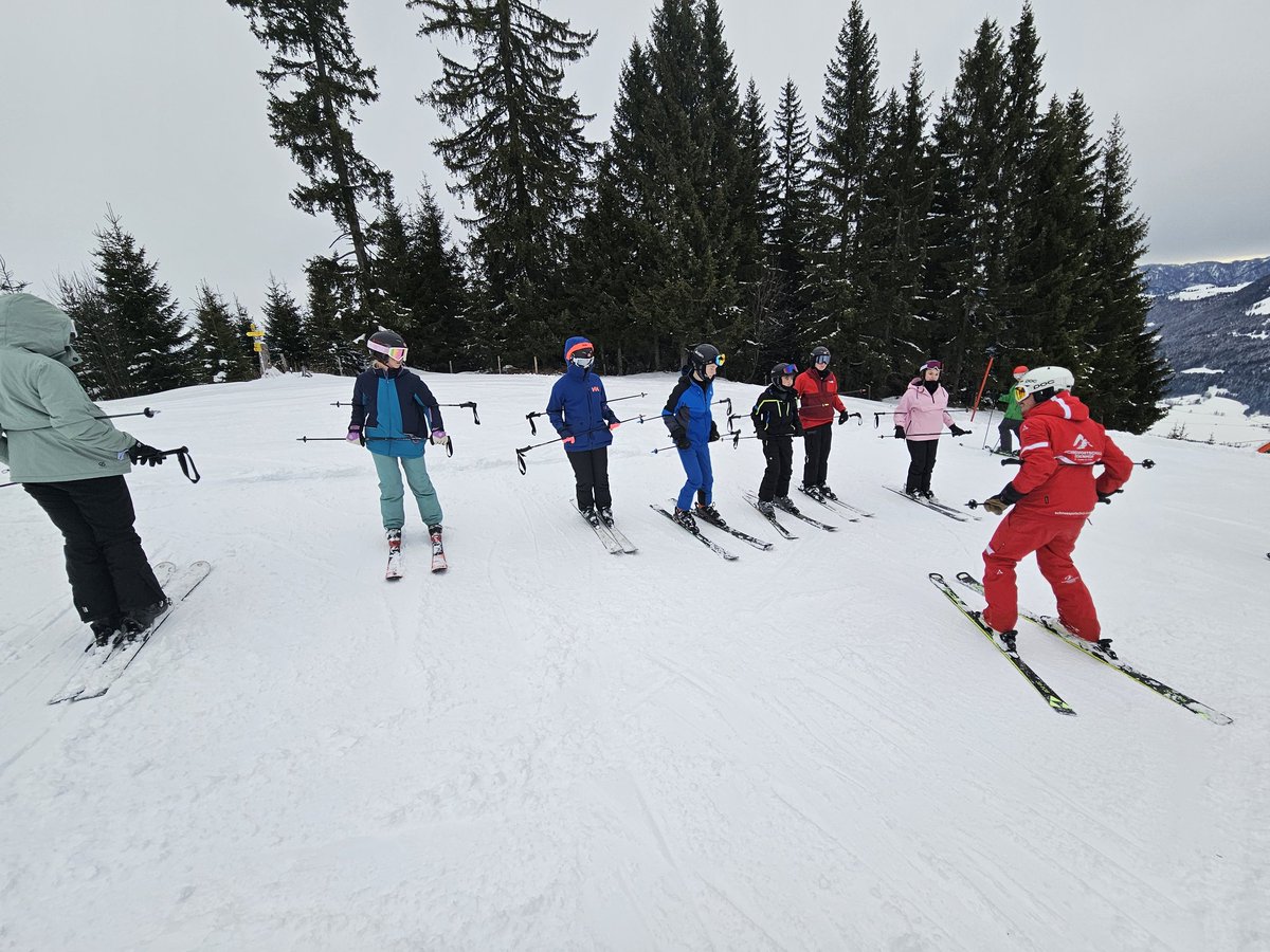 Mr Newman tweet media