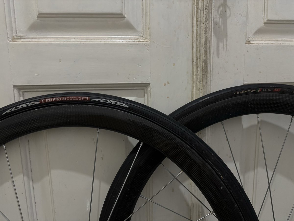 spoontan.uhuyy tweet media