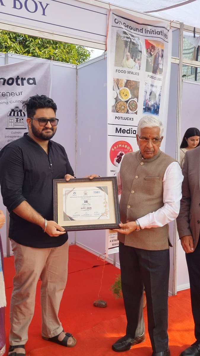 rajmaboytweets's tweet photo. A little late, but right on time.
From documenting #Dogra cuisine at @rajmaboy to food walks, potlucks, and now @OnlyChaats — the mission has stayed the same: preserve culture, build opportunity.
Grateful to family, friends &amp; SIIEDC, University of #Jammu (Pragati-2026).

🌟 https://t.co/2ret9wIOpR