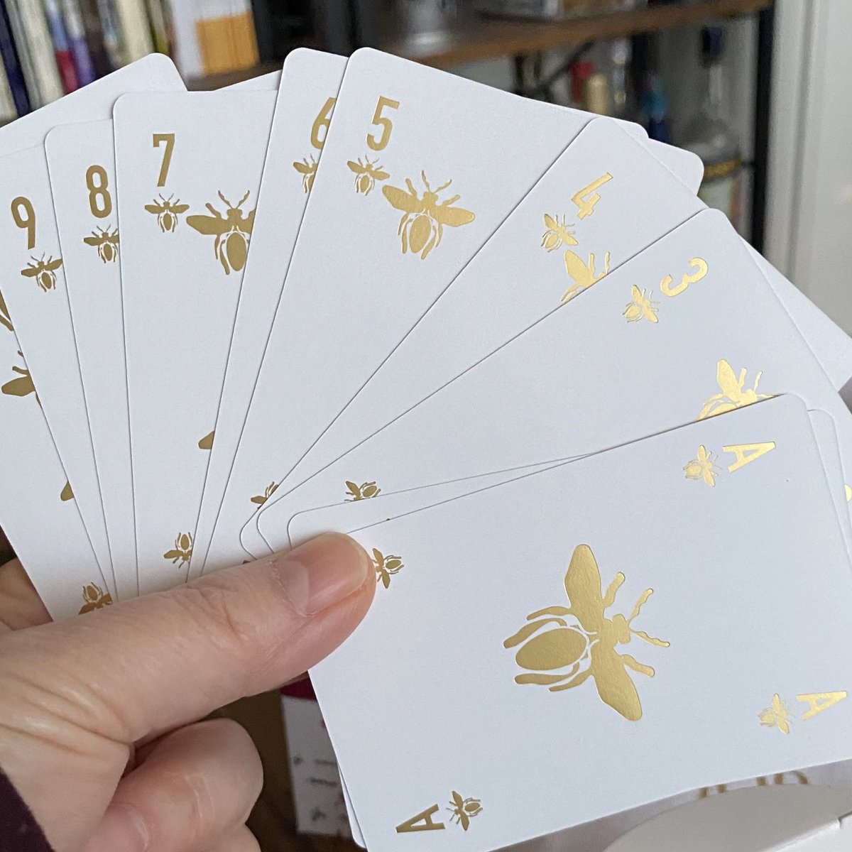 ノベルティでトランプをくれるというセンス。おしゃれ〜 パッケージが